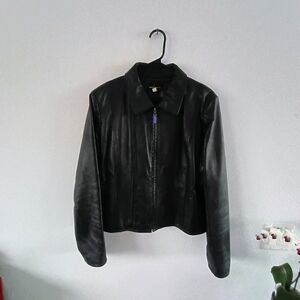 Moda International Black Leather Jacket Zip Front Cropped Fitted Women’s Small
